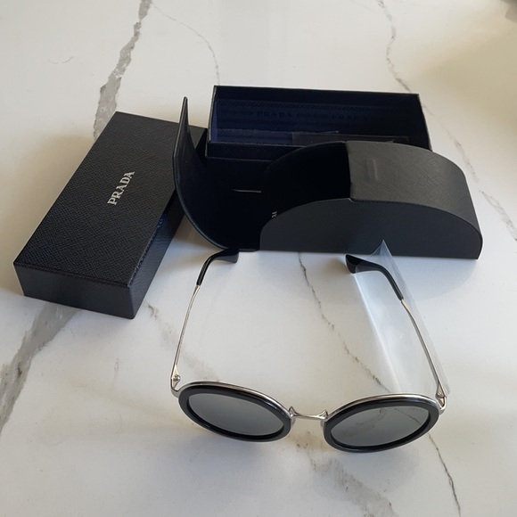**NIB** Prada sunglasses Black w silver hardware - Picture 1 of 9